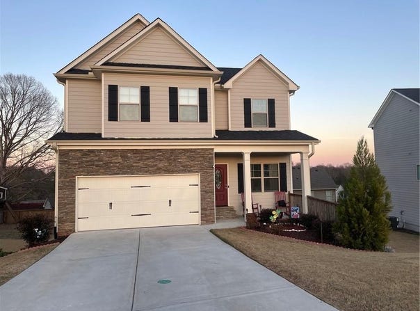 270 Brooks Village Drive, Pendergrass, GA 30567