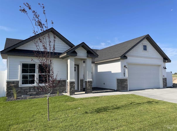 1285 Terra Ave, Twin Falls, ID 83301