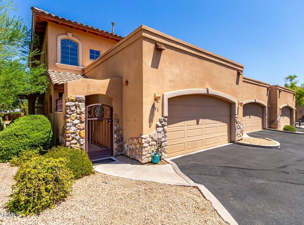 16945 E EL LAGO Boulevard, Fountain Hills, AZ 85268