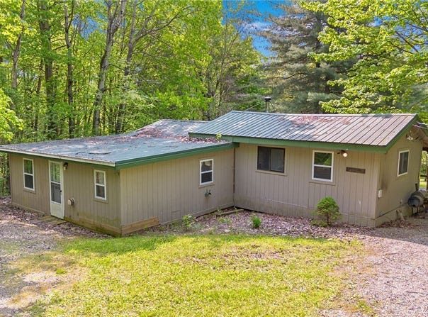9392 Bronson Road, Wayland, NY 14572