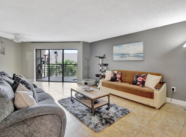 6855 W Broward Boulevard, Plantation, FL 33317