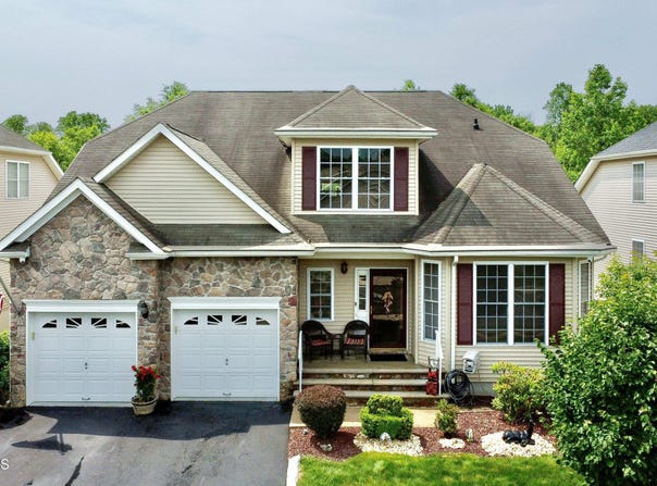 435 Edinburgh Place, Marlboro, NJ 07746