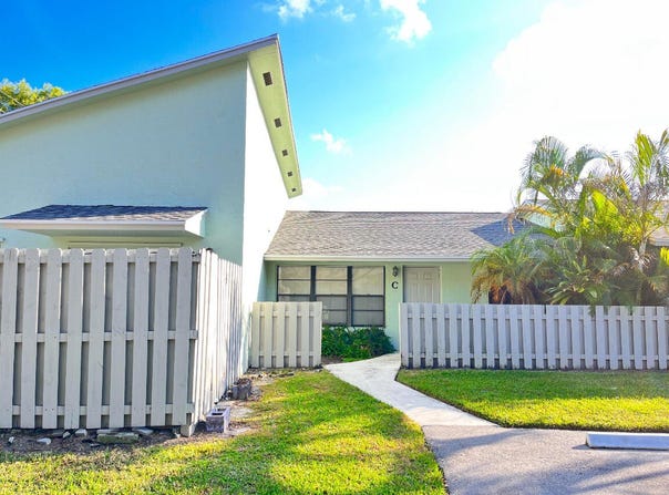 431 Jupiter Lakes Boulevard, Jupiter, FL 33458