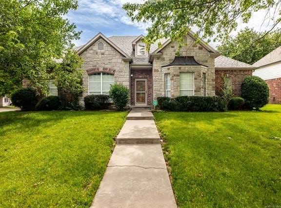 525 N Vine Street, Jenks, OK 74037