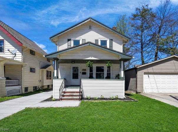 17414 Cannon Avenue, Lakewood, OH 44107
