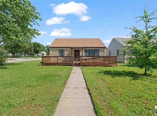 338 W Vine Street, Junction City, KS 66441