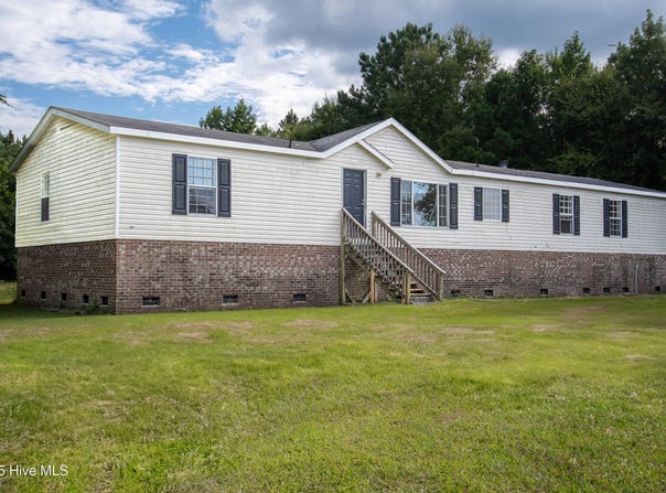 636 Community Center Drive, Kinston, NC 28504