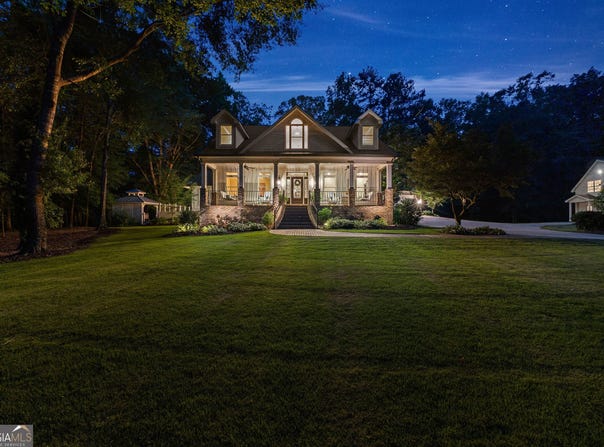 654 Cannon Road, Sharpsburg, GA 30277