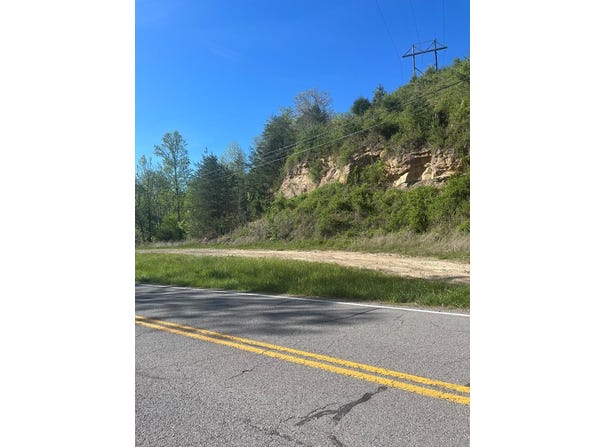 RT. 302 KY ROUTE 302, Van Lear, KY 41268
