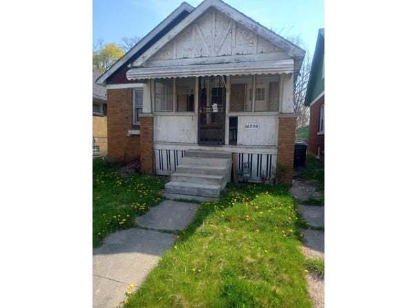 14294 roselawn, Detroit, MI 48238