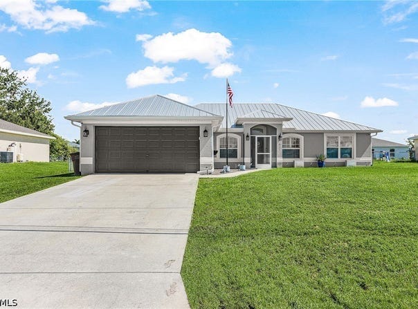 621 NW 18th Place, Cape Coral, FL 33993
