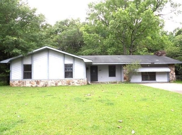 2203 Aberdeen Road, Dothan, AL 36301