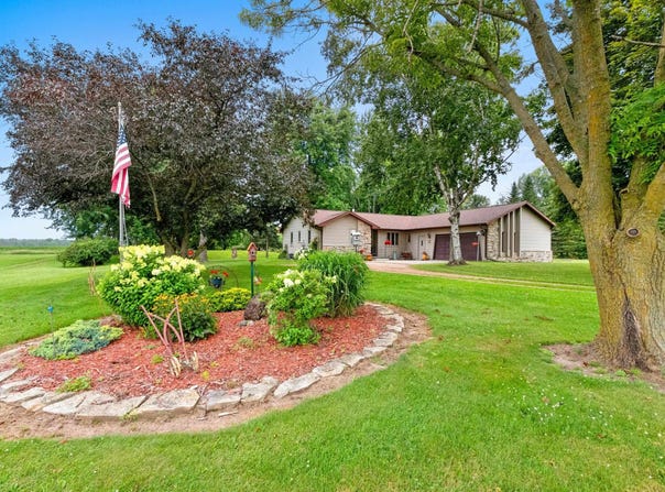 W5825 CTY RD O, APPLETON, WI 54913