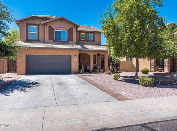 957 E WIMPOLE Avenue, Gilbert, AZ 85297