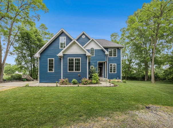 1156 N Bridge Street, Linden, MI 48451