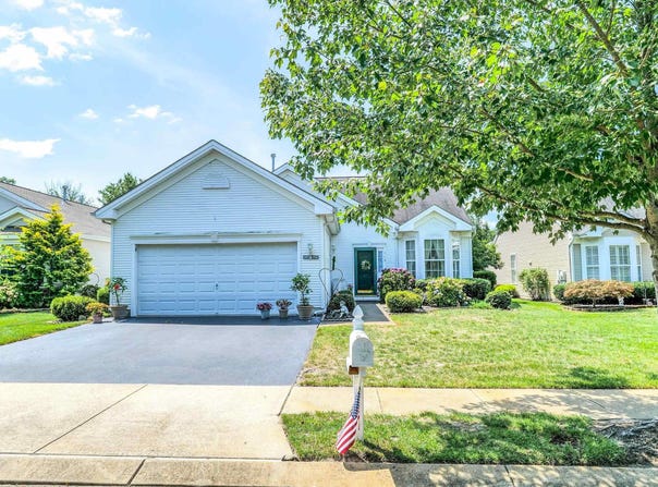 115 Devon Ct, Galloway Township, NJ 08205