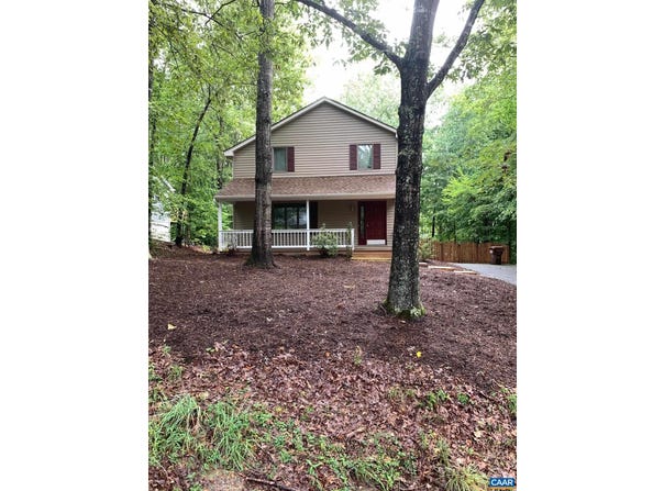7 STONEWALL RD, Palmyra, VA 22963