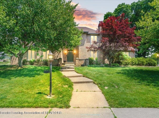 3886 Hemmingway Drive, Okemos, MI 48864