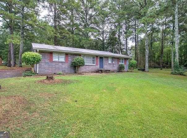 121 Sunset, Calhoun, GA 30701