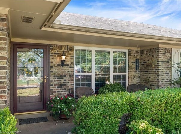 4618  S T  CIR, Fort Smith, AR 72903