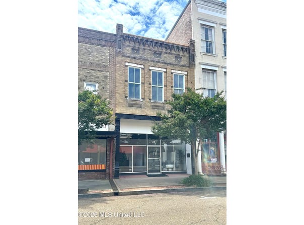 412 Main Street, Natchez, MS 39120