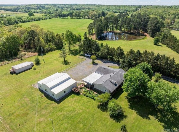 4875 Wilburn Rd., Wilburn, AR 72179