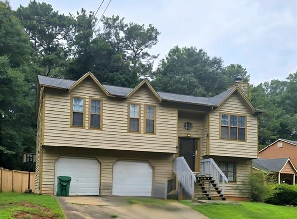 2071 Scarbrough Trail E, Stone Mountain, GA 30088