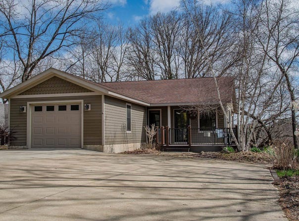 7A252 Tomahawk Lane, Apple River, IL 61036