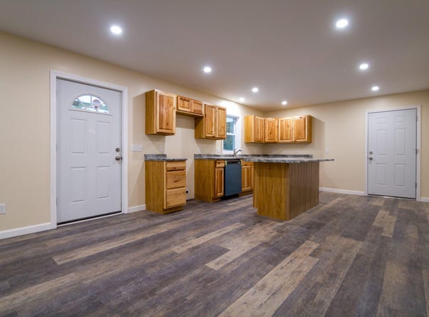 28 Jacques Lane, Oakland, ME 04963