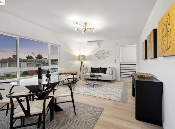 904 41st St, Oakland, CA 94608
