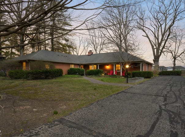 9405 Nora Lane, Indianapolis, IN 46240