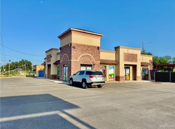 425 W Expressway 83, Sullivan City, TX 78595