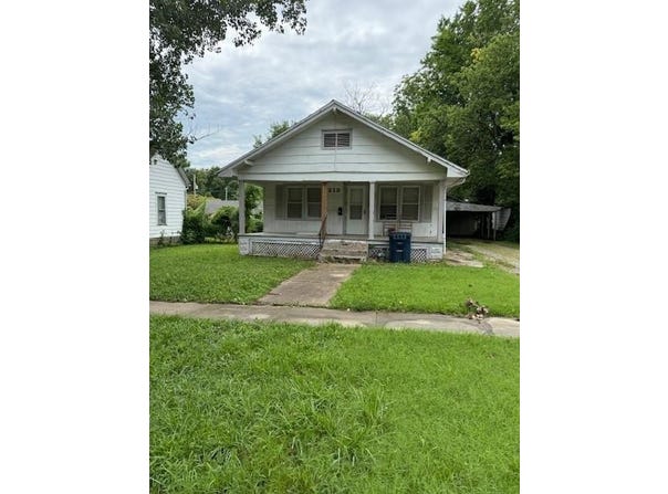 213 S 1st Street, Independence, KS 67301