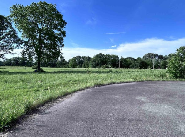 212 S Apple Tree Cove, Beebe, AR 72012