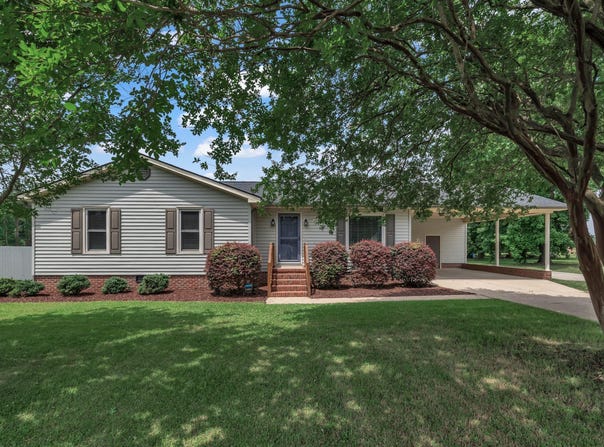 105 Poplar Dr. Drive, Wilson's Mills, NC 27520
