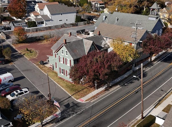 414 BROADWAY, CAPE MAY, NJ 08204