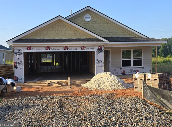 126 Charlie, Winder, GA 30680