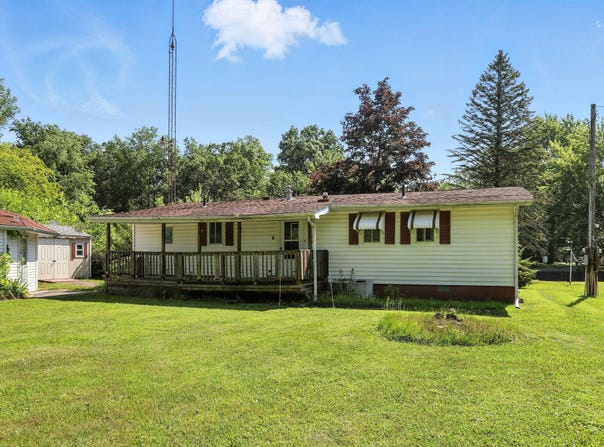 43261 66th Street, Bangor, MI 49013