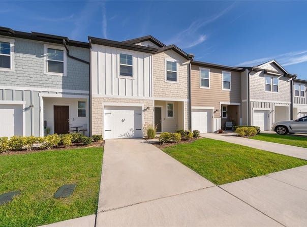 728 MADISON DRIVE, DAVENPORT, FL 33837