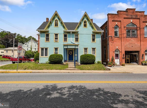 74 S MAIN STREET, YOE, PA 17313