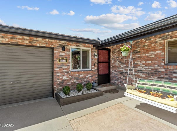703 Travis Drive, Carson City, NV 89701