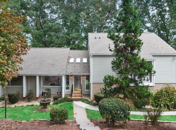 4513 Rivercliff, Lilburn, GA 30047
