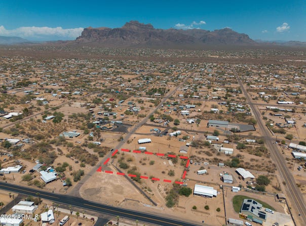 1687 E 2ND Avenue, Apache Junction, AZ 85119