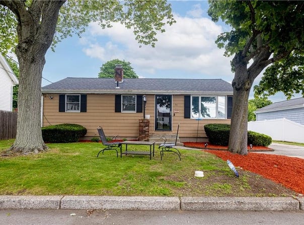 71 Julian Street, Pawtucket, RI 02861