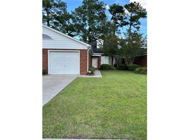 814 St Marys Drive, Waycross, GA 31501