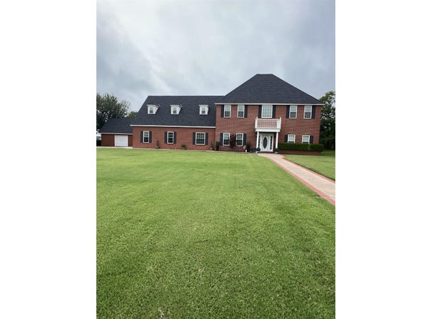 13 Wilderness, Enid, OK 73703