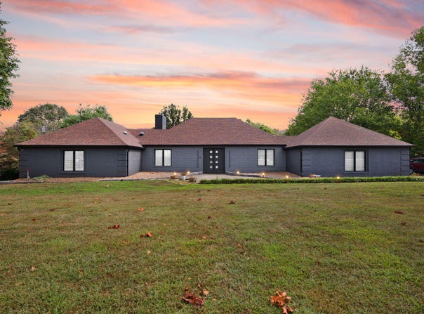 104 Barkley Estates, Nicholasville, KY 40356