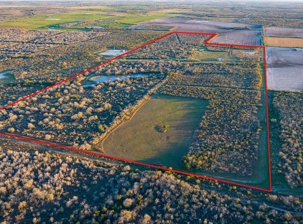 998 County Road 361, TX 11111