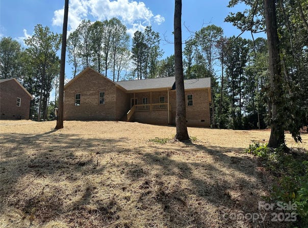 1031 Long Drive, Newton, NC 28658