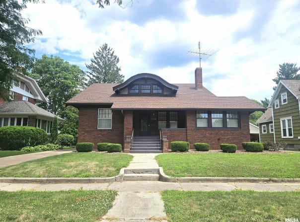 1155 N CHERRY Street, Galesburg, IL 61401